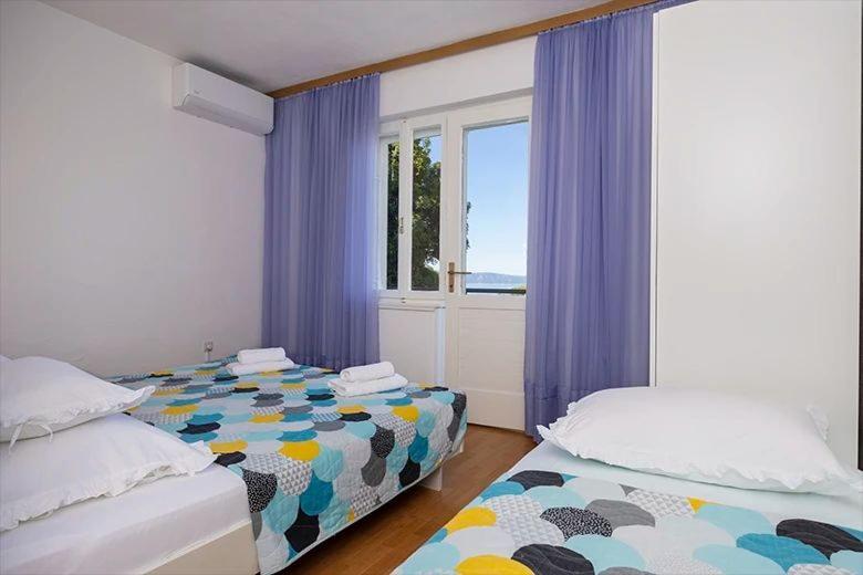 Apartments Irena Tučepi Buitenkant foto